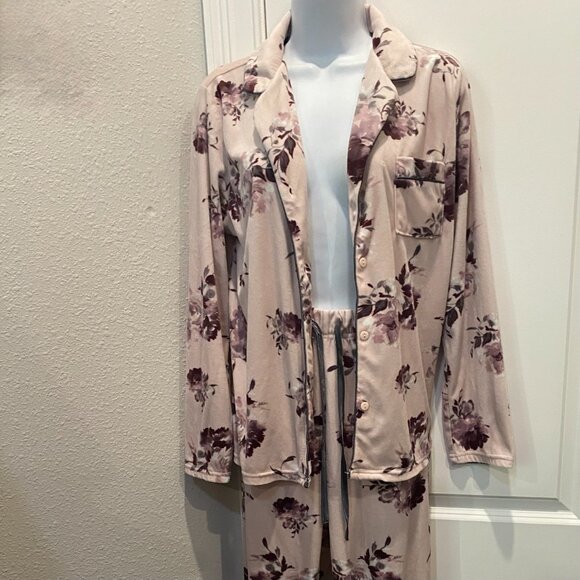 TAHARI LADIES 2 PC PAJAMA SET - Picture 2 of 6